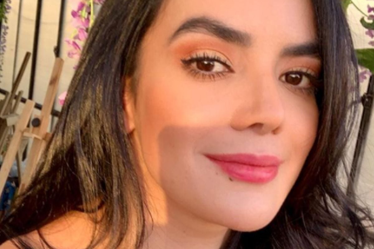 La actriz luce con un color de cabello distinto al que usaba con su personaje. (Foto: Elianis Garrido / Instagram)