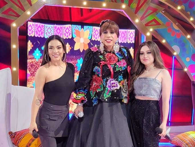 Karol Sevilla, la Chola Chabuca y Cielo Torres en El Reventonazo. (Difusión)