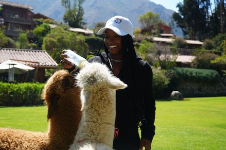 ¡Simone Biles se quedó con las ganas de conocer Machu Picchu! Incendio forestal frustró su visita, pero l...