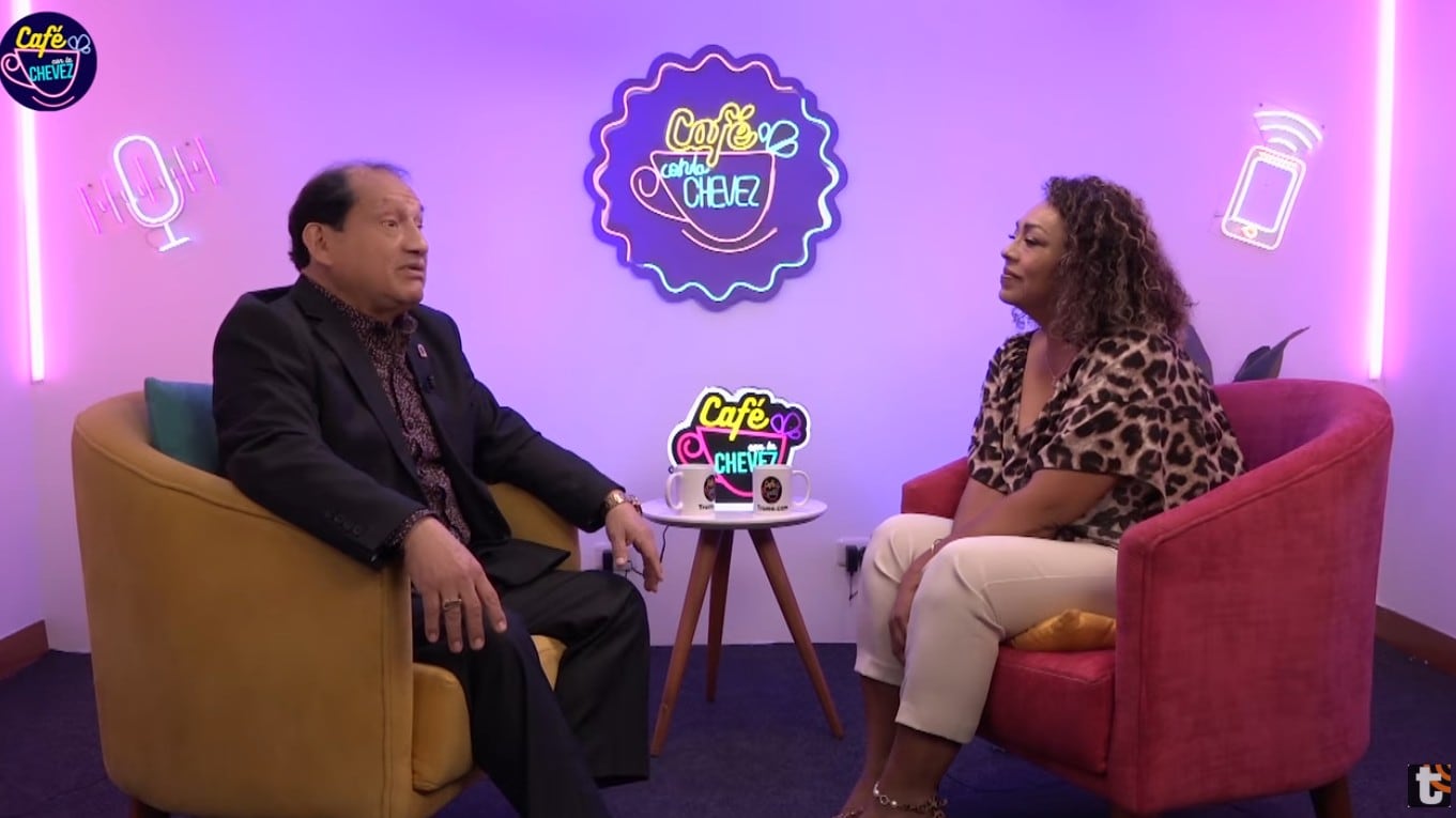 'Machucao' le contó a Carla Chevez cómo es su trabajo en Estados Unidos.