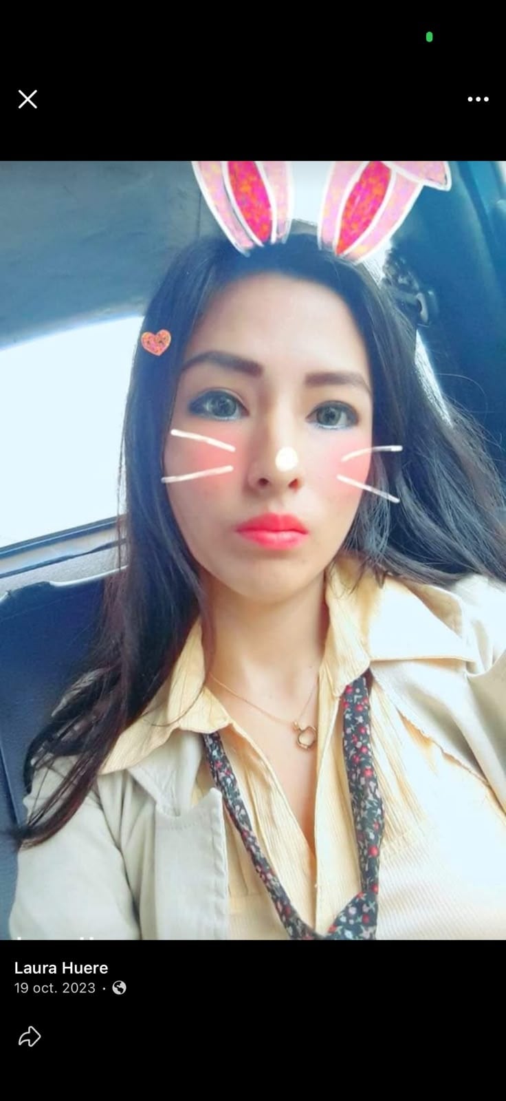 A Laura le gustaba subir fotos a sus redes sociales utilizando filtros.