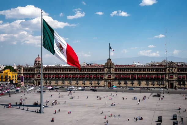 La ciudad de México es conocida y amada por su comida callejera, sitios históricos y diversa vida nocturna. (Foto: iStock)