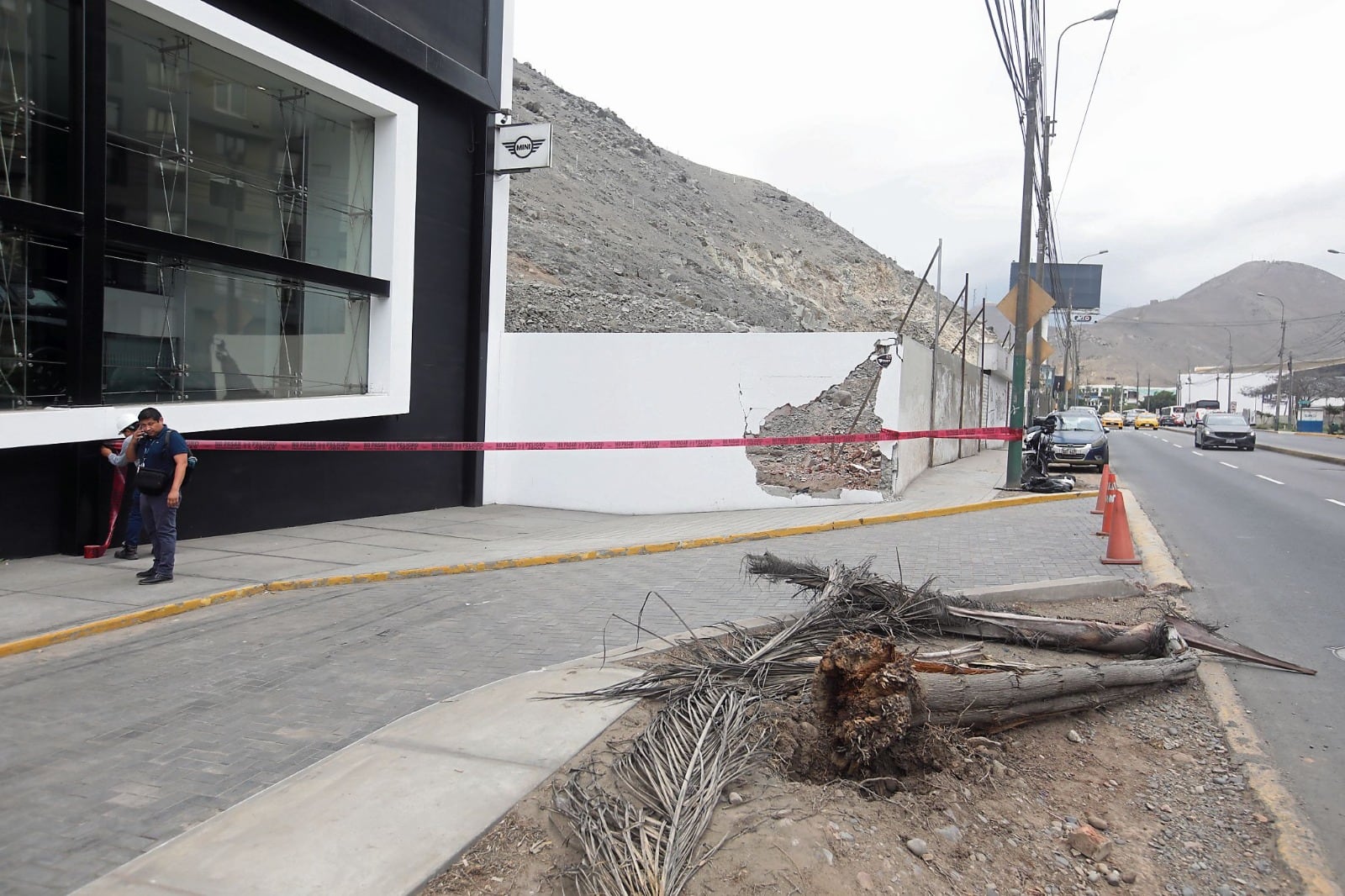 Laura Spoya sufrió aparatoso choque en Surco