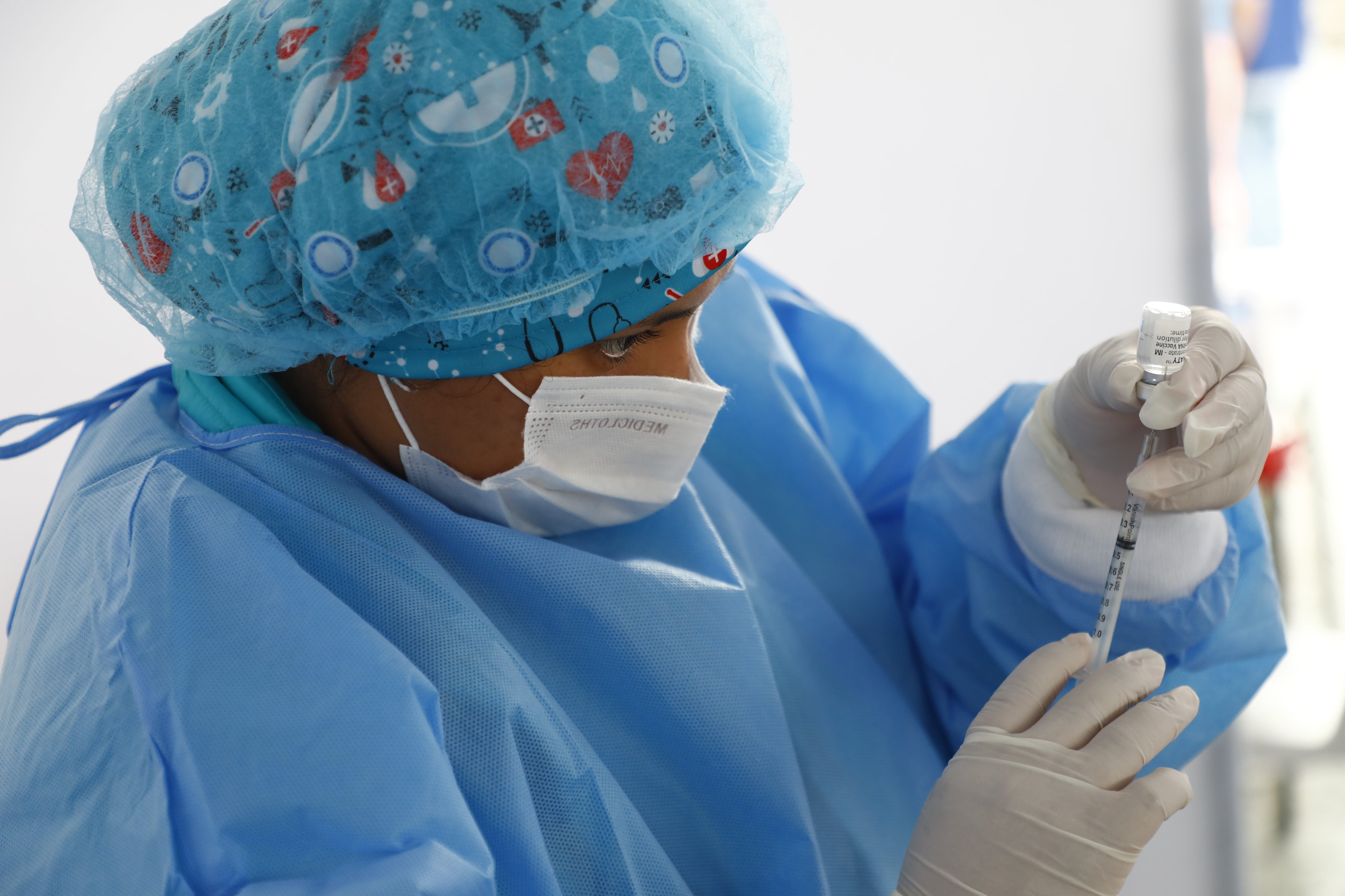 A la fecha, miles de peruanos han sido vacunados con una y dos dosis de la vacuna Pfizer. (Foto: archivo GEC).