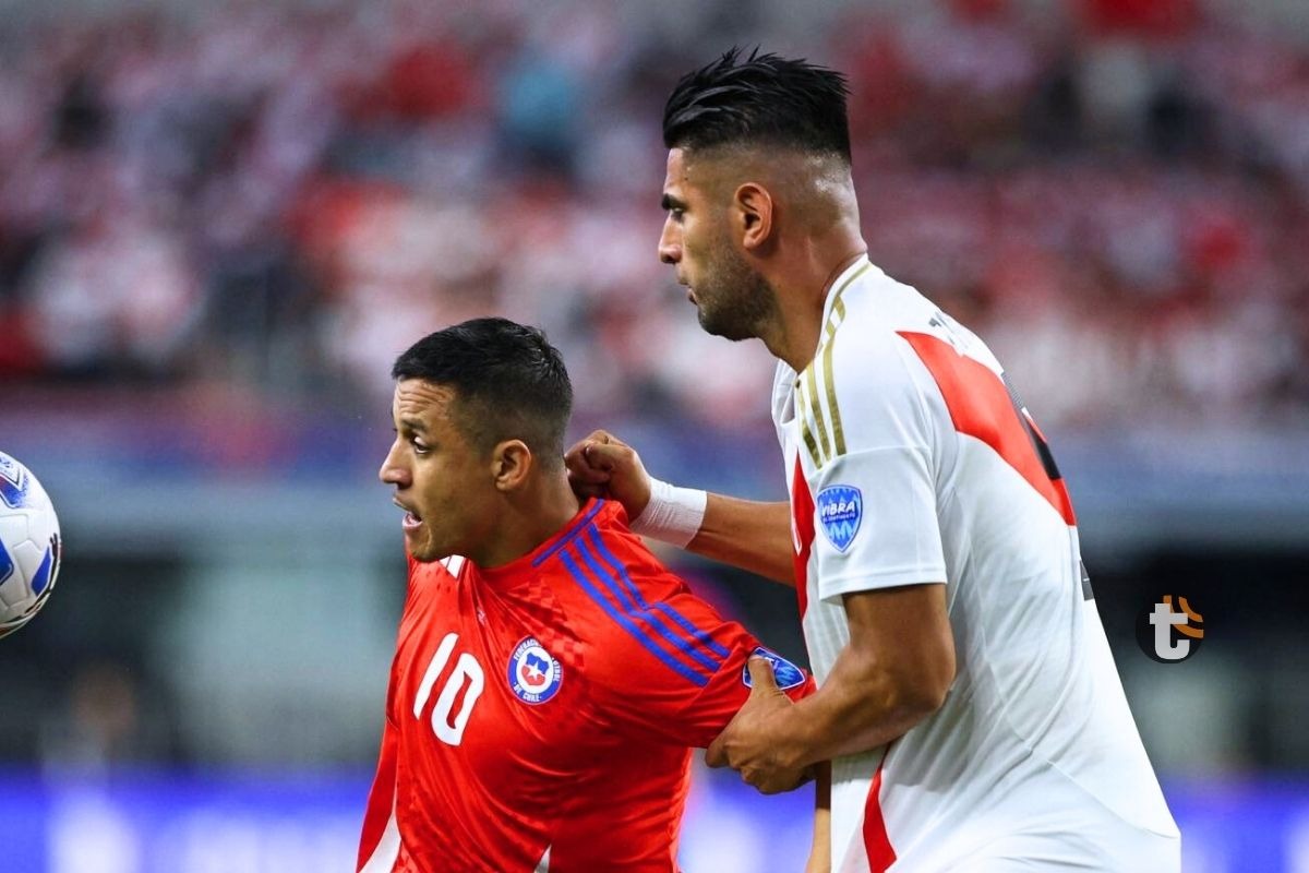 Perú enfrenta a Chile en Dallas (Foto: Aric Becker /AFP)