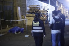 ¡Corrió de puerta en puerta para salvarse! Joven venezolano fue asesinado a balazos tras ser perseguido en El Agustino