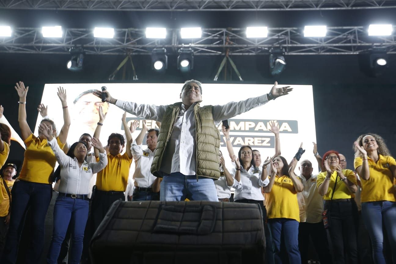 Carlos Álvarez cerró su campaña en Carapongo, Lurigancho - Chosica. Fotos: César Campos/@photo.gec