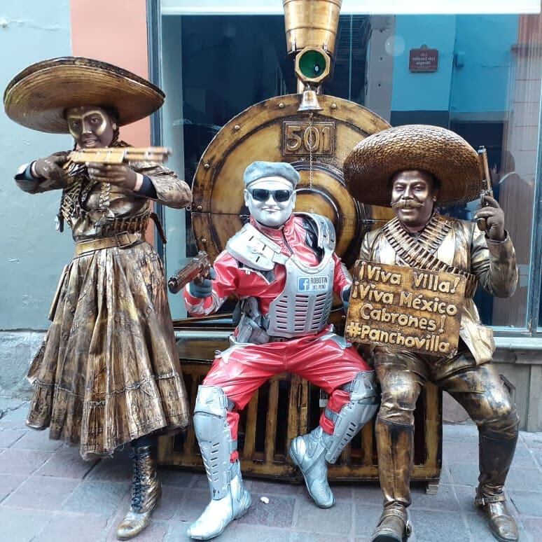 Disfrutó sus días en tierras mexicanas para conocer lugares turísticos. (Foto: Facebook 'Robotín')