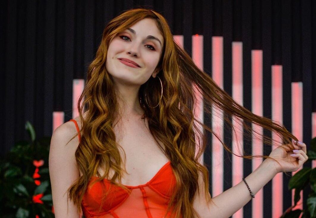 A los diez años, Viviana Santos empezó a tomar talleres de arte dramático con Edgardo Román, Alfonso Ortiz, María Emilia Kámper, entre otros actores (Foto: Viviana Santos/ Instagram)