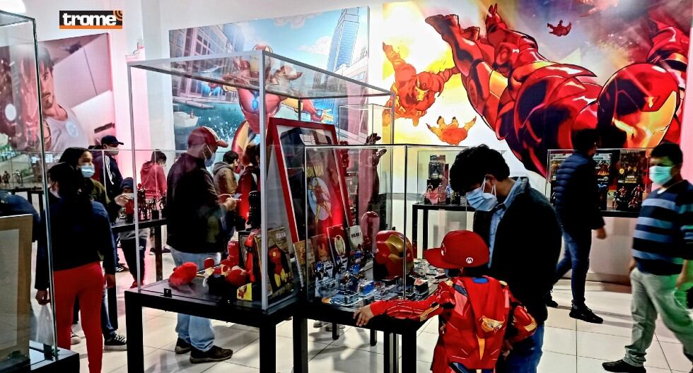 Peruano presenta parte de su gran colección que postula a un Guinness y la puede conocer en el Museo de Iron Man instalado en Plaza Norte. (Miguel Javier / Trome)