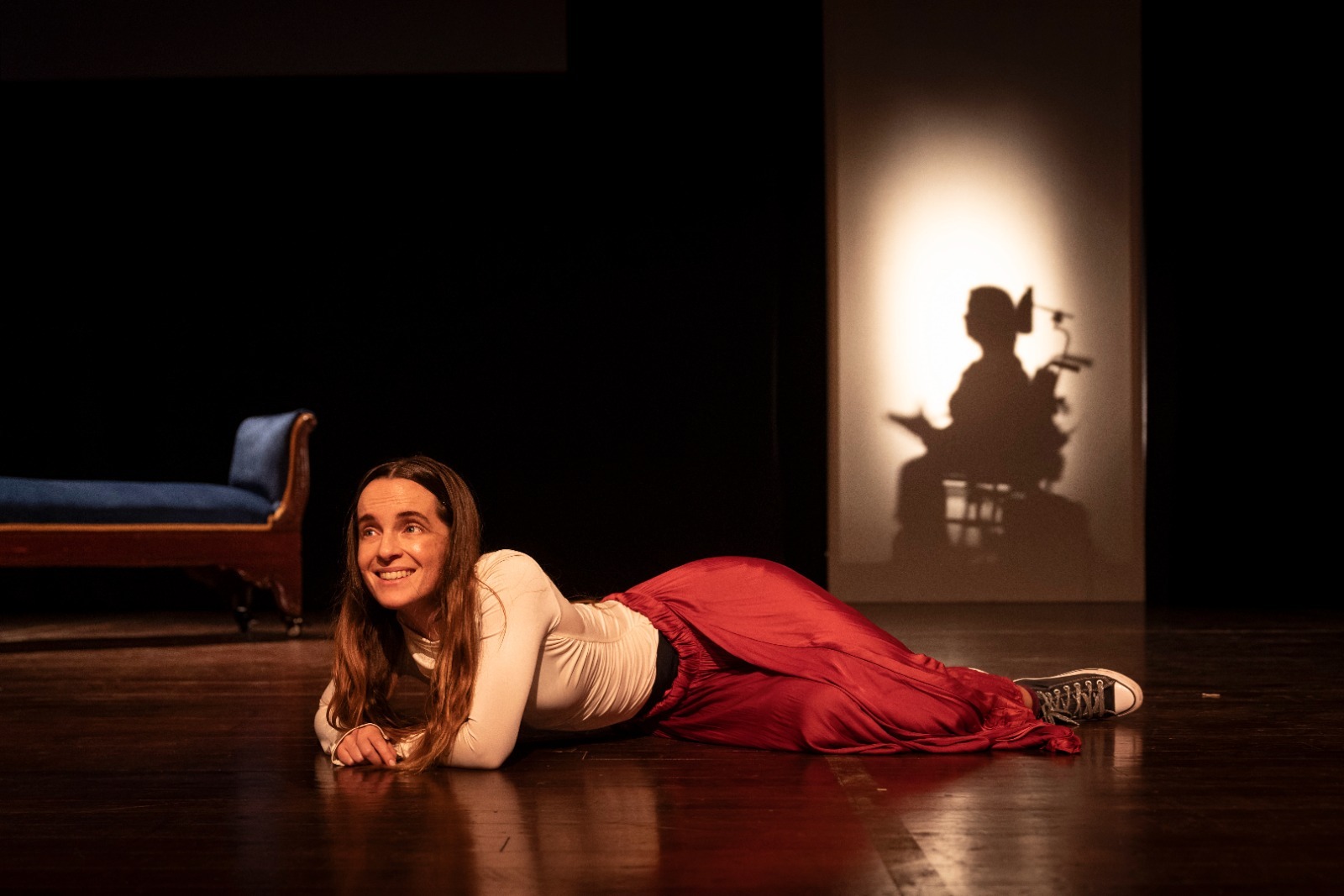 Estrenan obra de teatro de autoficción: “No puedes dejar este cuerpo sin contar esta historia”