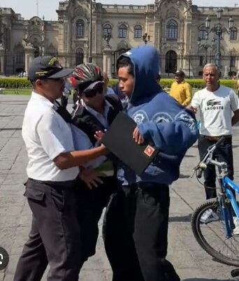 Noel Goes Crazy llegó a Perú. (TikTok)