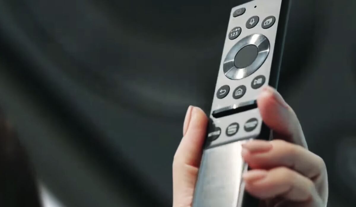 Así luce el control remoto de Samsung que es capaz de cargarse con energía solar. (Foto: Samsung)