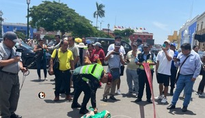 ¡Pánico en Trujillo! Asaltan y hieren de bala a mujer en plena Plaza de Armas de la Ciudad de la Eterna Primavera