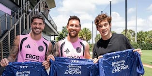 LIonel Messi posó junto a Franco Colapinto (Foto: @intermiami)