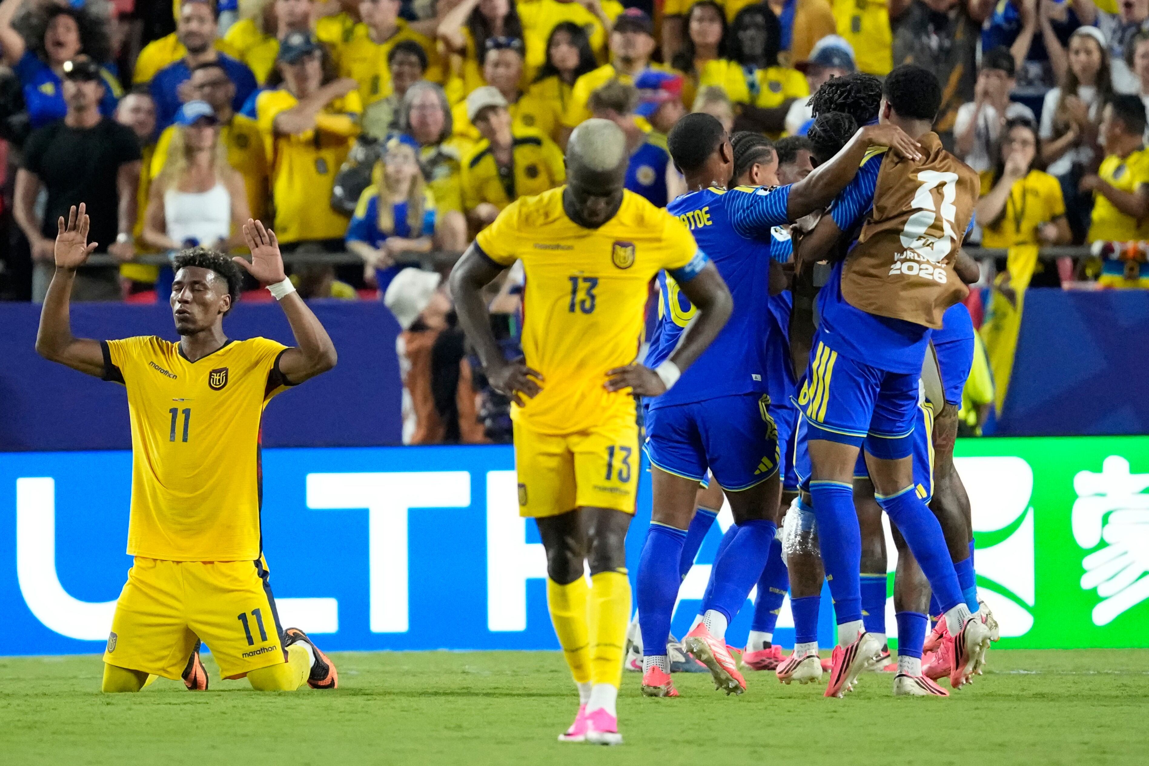 Curazao celebró como un triunfo su empate ante Ecuador. (AP Photo/Charlie Riedel)