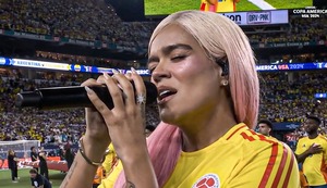 Karol G entonó el himno de Colombia en la final de la Copa América