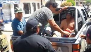 Ica: Sujeto intenta atacar con un cuchillo a efectivo PNP que lo intervino por no acatar la cuarentena