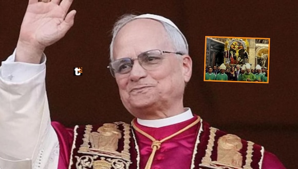 Papa junto al anda del Señor Milagros