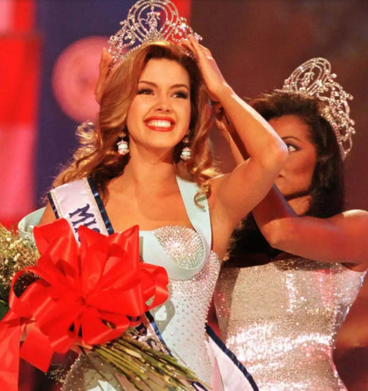 Alicia Machado el día que fue coronada como Miss Universo 1996 (Foto: AFP vía Getty Images)