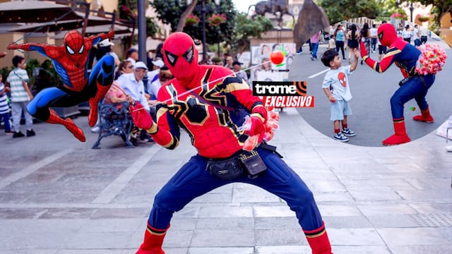 Hombre Araña peruano. Padre de familia se disfraza de Spiderman para llevar alegría a niños y buscar ingresos con la venta de sus yo-yo. (Entrevista: Isabel Medina / Foto: Fernando Sangama / Trome)