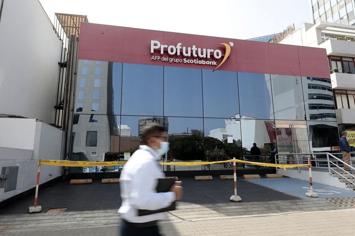 Afiliados de las AFP cuyo último dígito de su DNI sea 3 podrán presentar su solicitud para el retiro de S/ 17,600 el 4 y 7 de junio. (Foto: GEC)