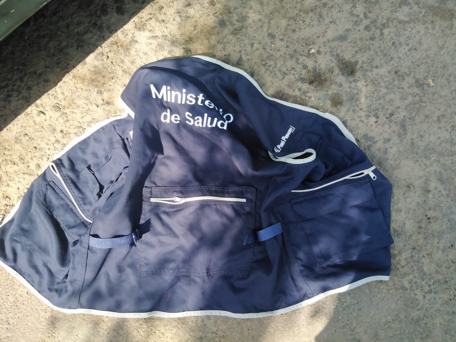 Serenos de La Molina y Cieneguilla, atraparon a cuatro sujetos, que habrían extorsionado a los dueños de una botica en Cieneguilla.