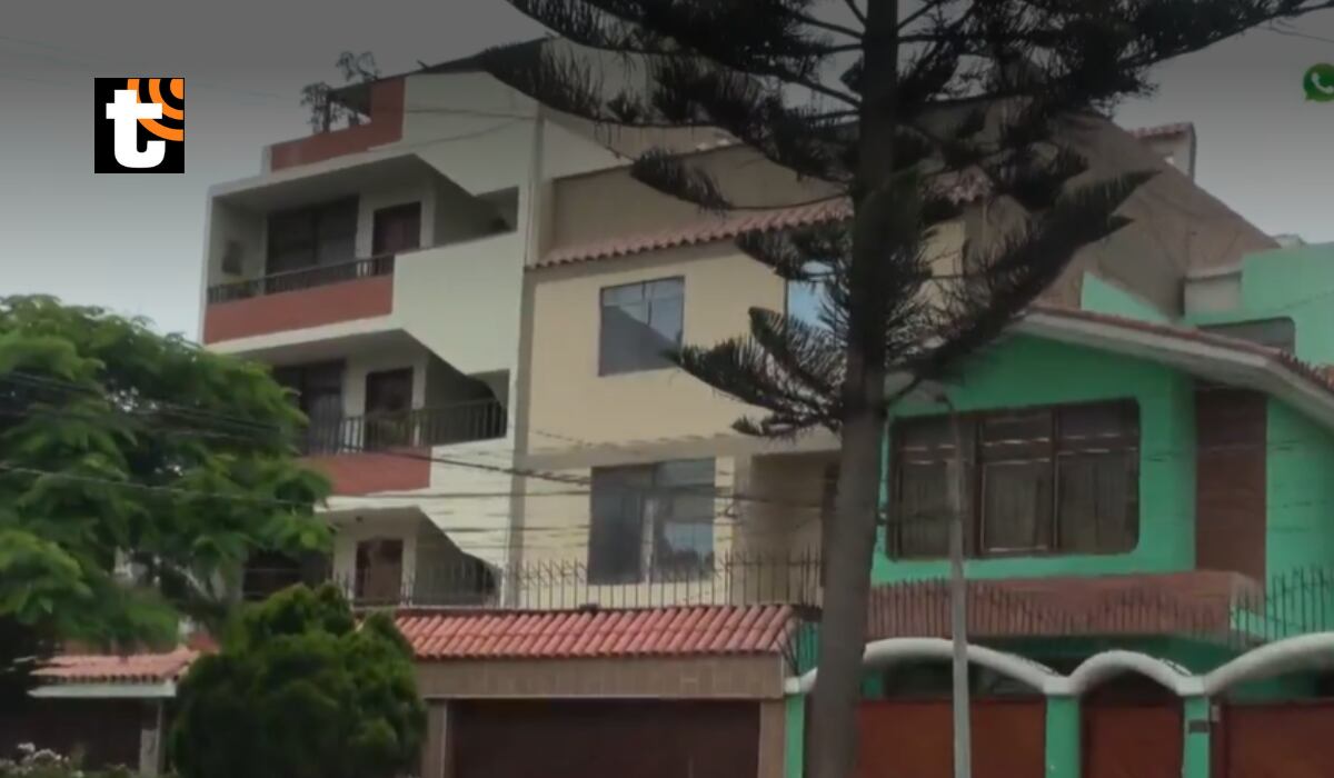 Tres horas demoró la diligencia en el segundo piso del inmueble de Jean Deza.