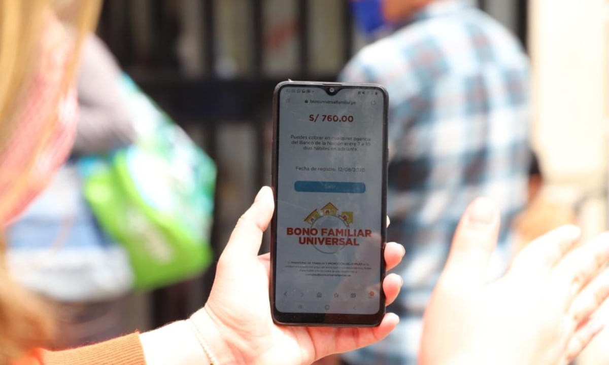 El jefe del Gabinete Ministerial, Walter Martos dio a conocer que el Segundo Bono Universal de 760 soles se entregará a partir del 10 de octubre (Foto: GEC)