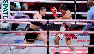 Katie Taylor se impone a Amanda Serrano en la trilogía más importante del boxeo femenino de la historia