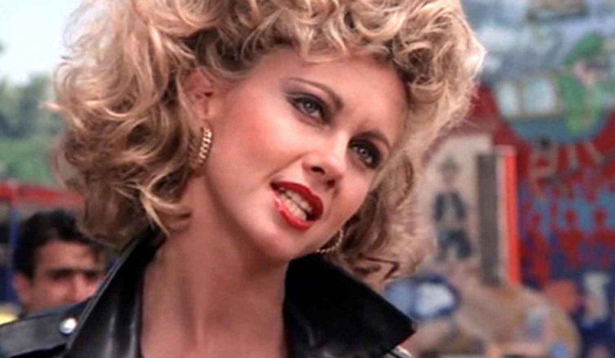 Olivia Newton-John como Sandy al final de "Grease" cuando sorprende a todos con su icónico look (Foto: Paramount Pictures)