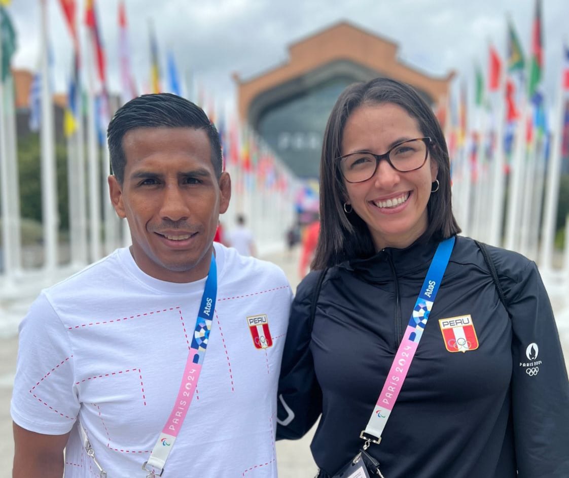 Ambos atletas harán flamear nuestra bandera