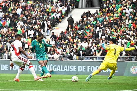 ¡Mala Mano! Perú cayó 2-0 ante Senegal en debut de técnico brasileño