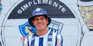 Esteban Pávez voló a su tierra tras conocer informe de su lesión (Foto: @codigoblanquiazul)