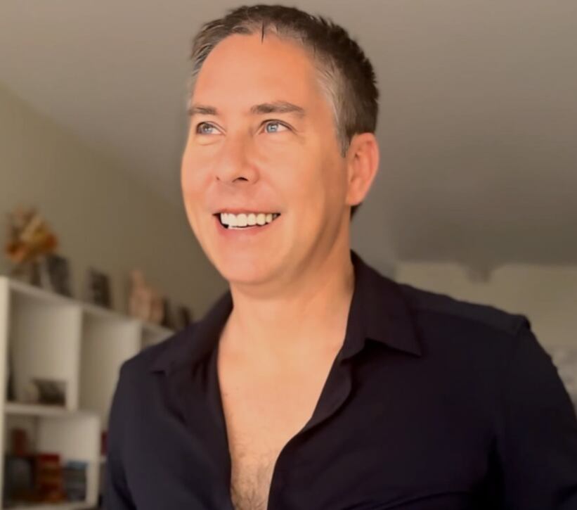 Laszlo Kovacs hace a 'Tito' en AFHS y se mostró preocupado tras la salida de Magdyel Ugaz, 'La Teresita', de la serie.