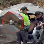 Padre encuentra muertos a su pareja y su hijo tras triple choque