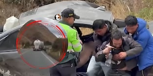 Su hijo y su pareja murieron en un triple choque en la carretera