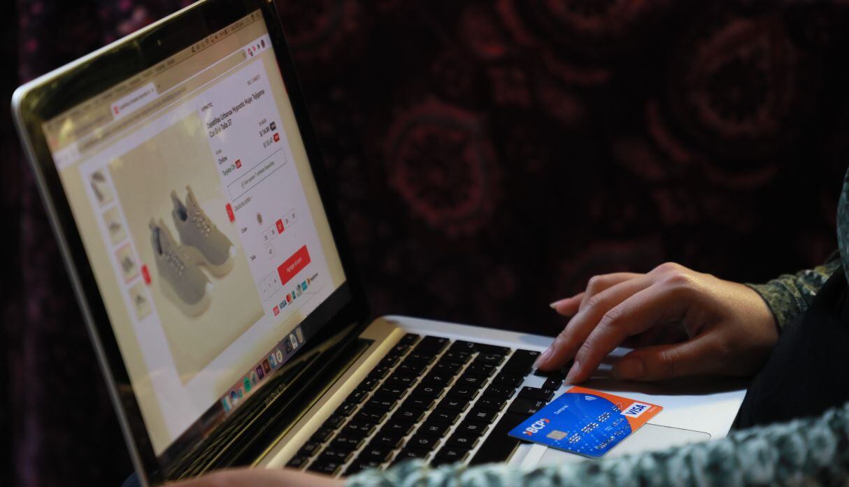 Las páginas de comercio electrónico deben consignar su RUC desde el 1 de julio ( Foto: Juan Ponce Valenzuela)