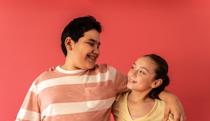 Mundo Escolar: ¿Sabías que el 5 de setiembre se celebra el Día de los Hermanos?