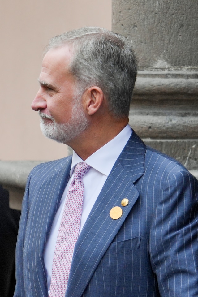 El rey de España, Felipe VI, llega para los actos oficiales de la transmisión de mando e investidura de la presidenta electa de Perú, Keiko Fujimori, este martes en Lima (Perú). Foto: EFE/ John Reyes Mejia