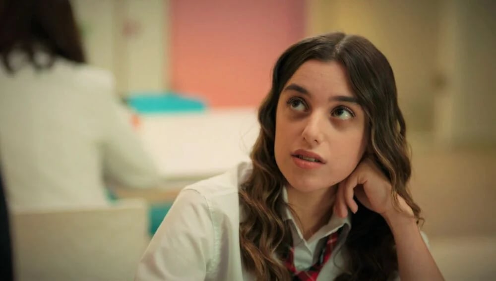 Melisa se muestra celosa en la telenovela "Hermanos" (Foto: NG Medya)