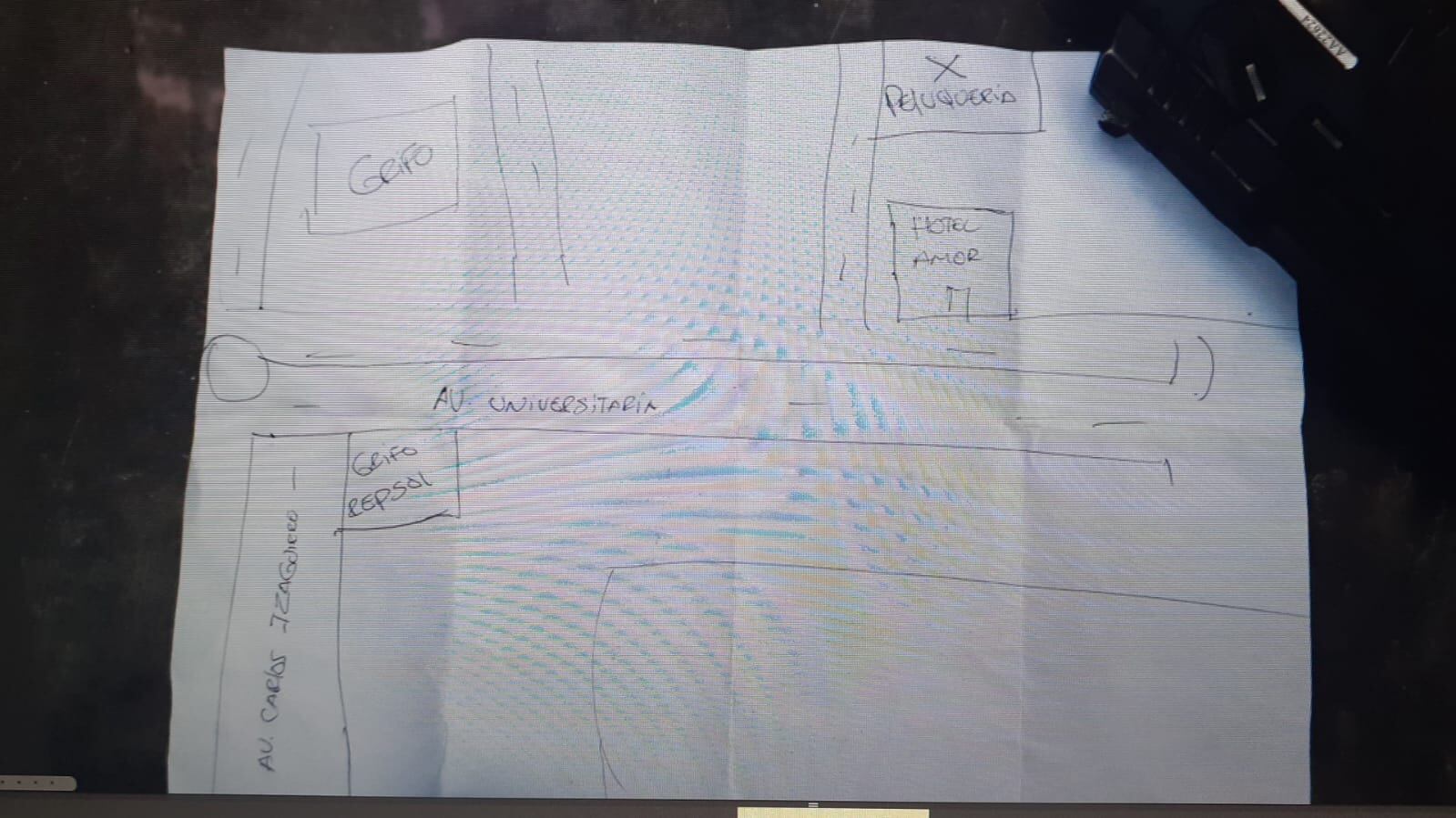 El asaltante Niltón Barrera Sánchez (26), ‘Gatillo’, que pertenecería a la banda ‘Los Gatilleros de San Martín’, ingresó al local para asaltar a la dueña y clienta, y terminó detenido a balazos.