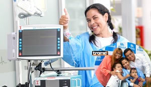 Vive gracias a ‘corazón artificial’: Joven madre vuelve a sonreír a la vida con dispositivo colocado en INCOR de EsSalud