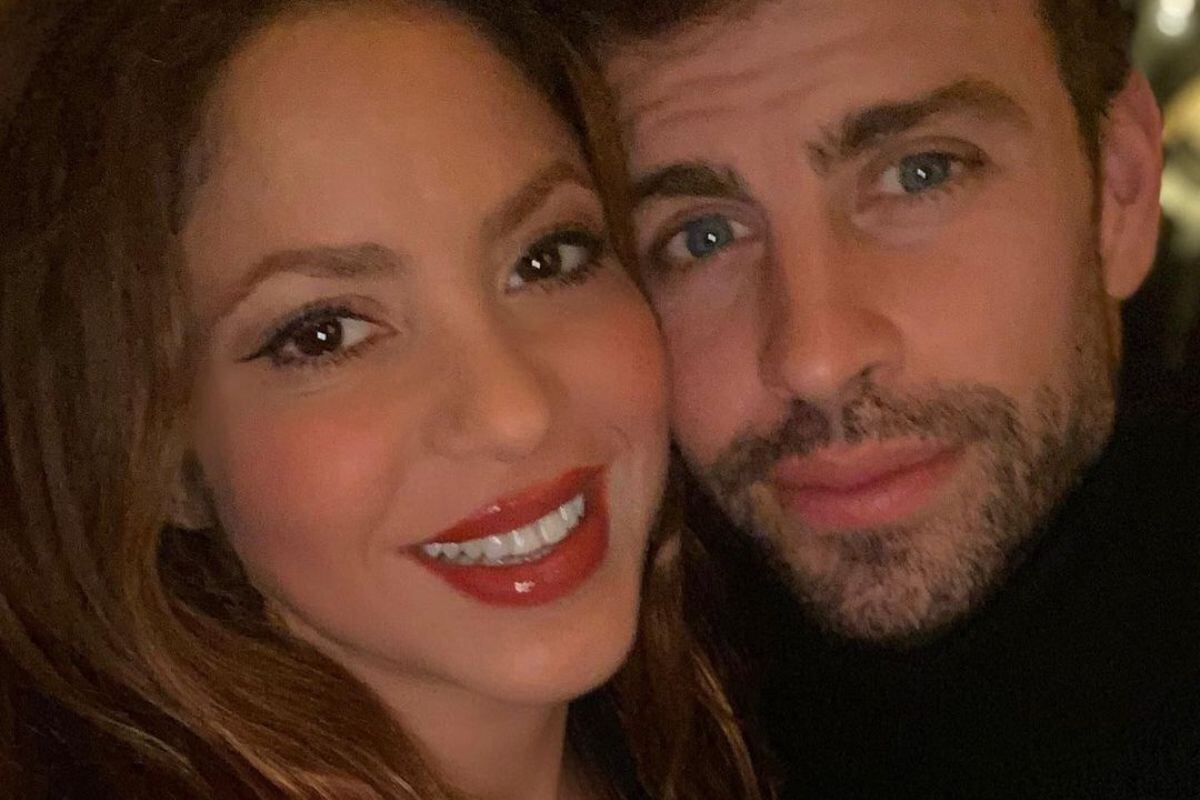 La famosa artista colombiana y Gerard Piqué en la última foto en la que posaron juntos para redes sociales (Foto: Shakira / Instagram)