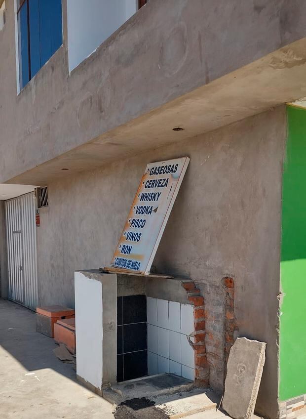 El comerciante también había instalado una letrina. Foto: Municipalidad de La Tinguiña.