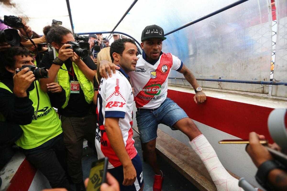 Aldo Olcese opinó sobre renovación de Jefferson Farfán (Foto: GEC)