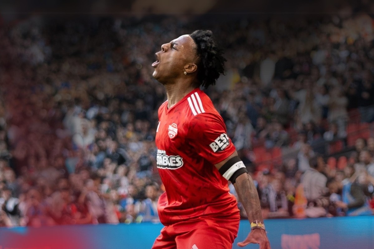 Speed falló goles clamorosos; pero no le dio el triunfo a su equipo.