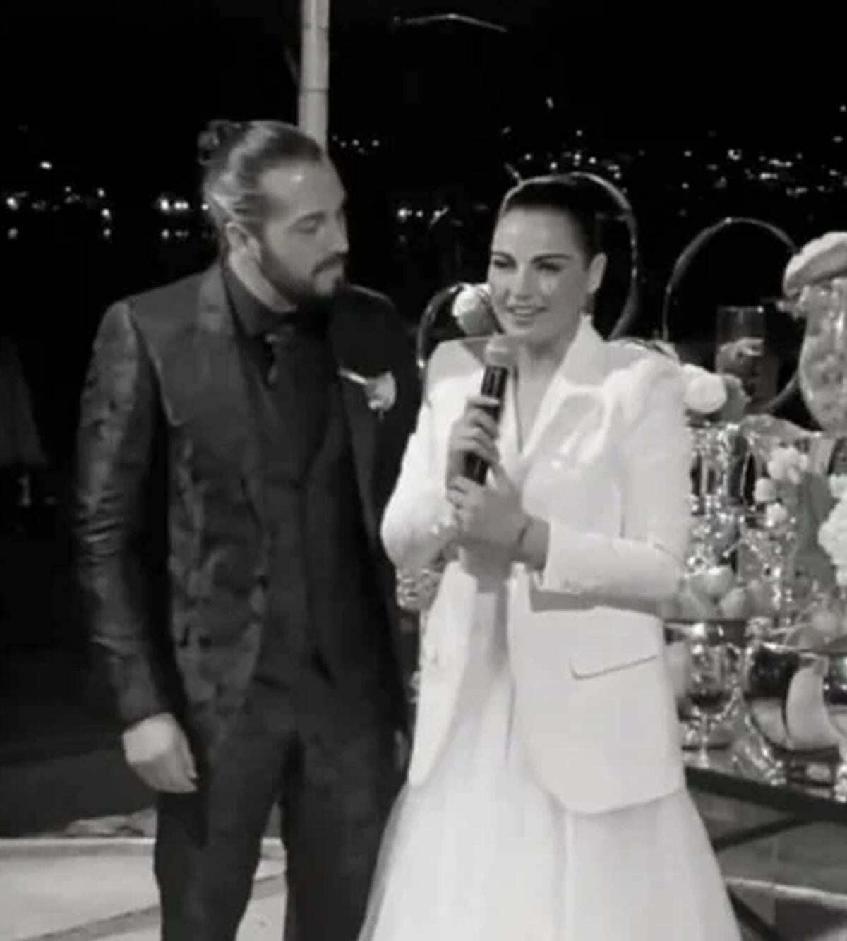 Momento en que Maite y Andrés emiten palabras de agradecimiento a todos (Foto: @spetimorebelde / Twitter)