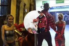 ¡Serenata terminó en redada! ‘El Patrón’ llevó flores y capturó ‘enamorada’ con 540 ketes en pleno San Valentín en el Rímac