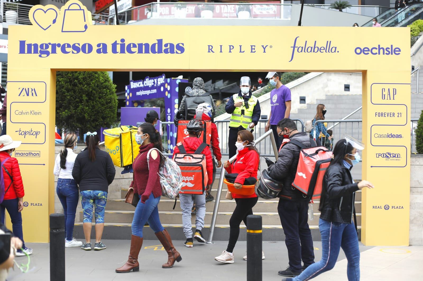 Centros comerciales con más público para compras por el Día del Padre, observó Trome en recorrido. (GEC)